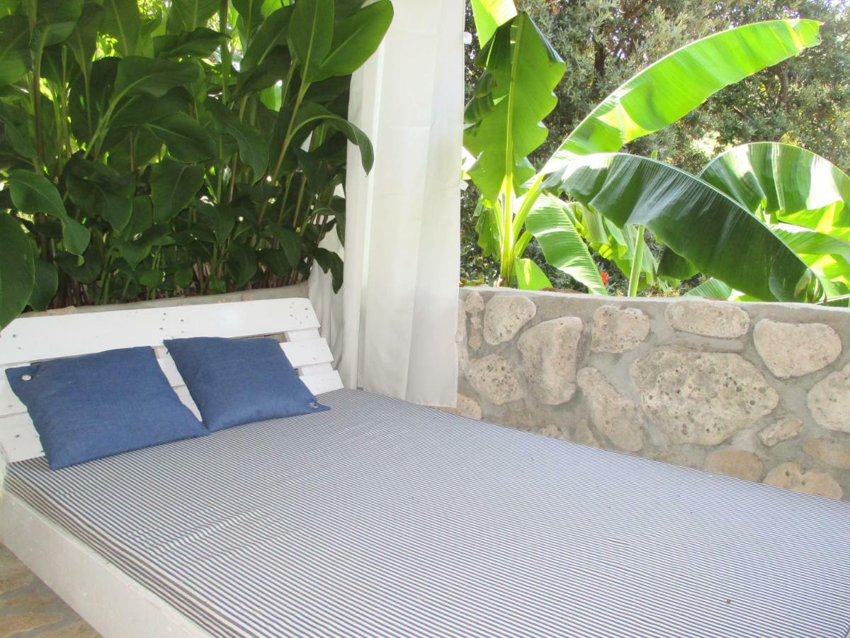 Relax Tiny Villas 40 Meters Of The Beach Zrnovo Exterior foto